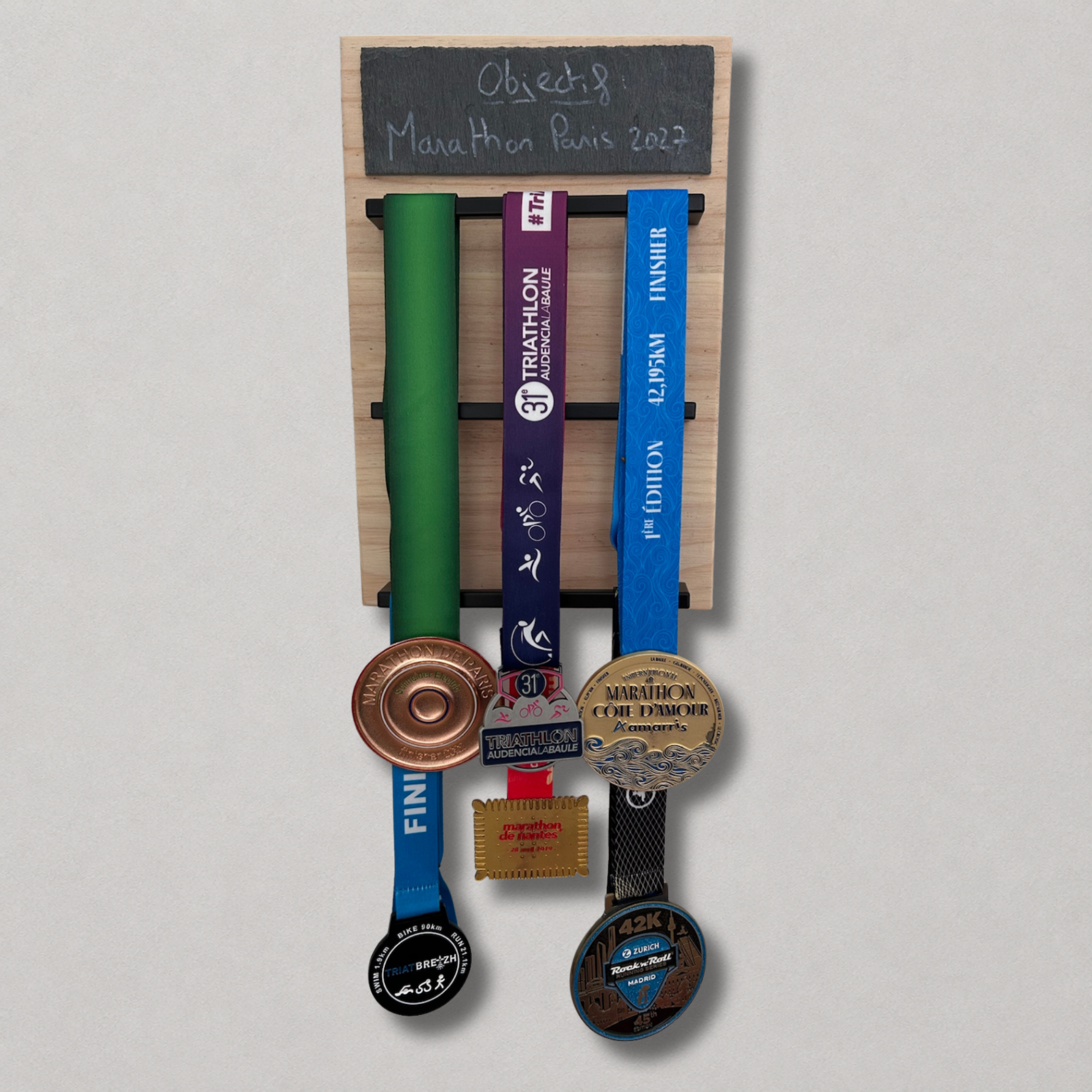 Medal Board porte médailles mural en bois avec ardoise intégrée
