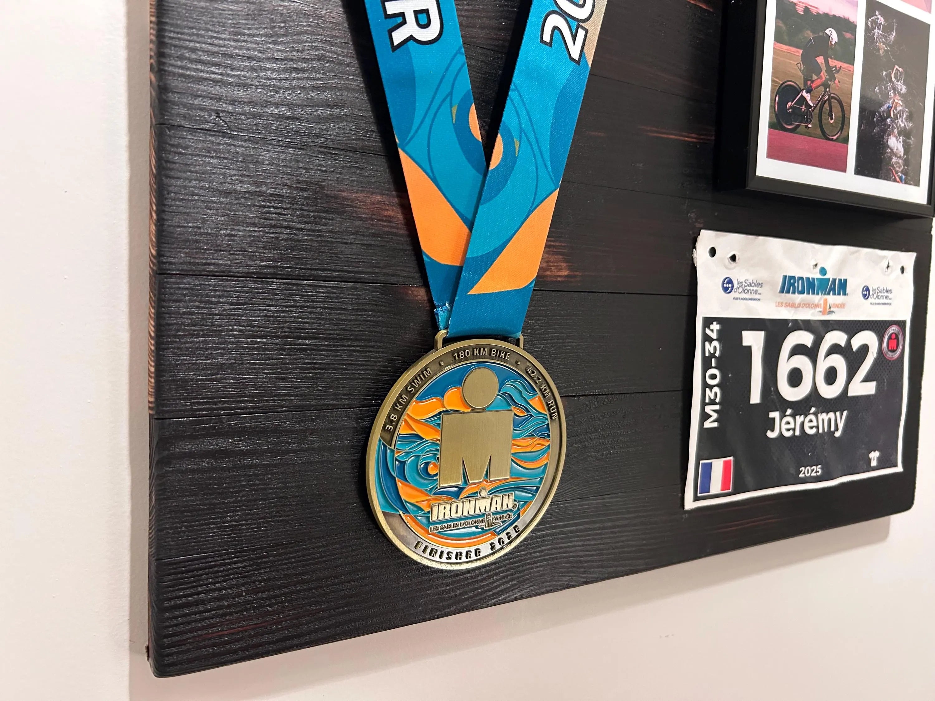 cadre médaille ironman triathlon finisher personnalisé