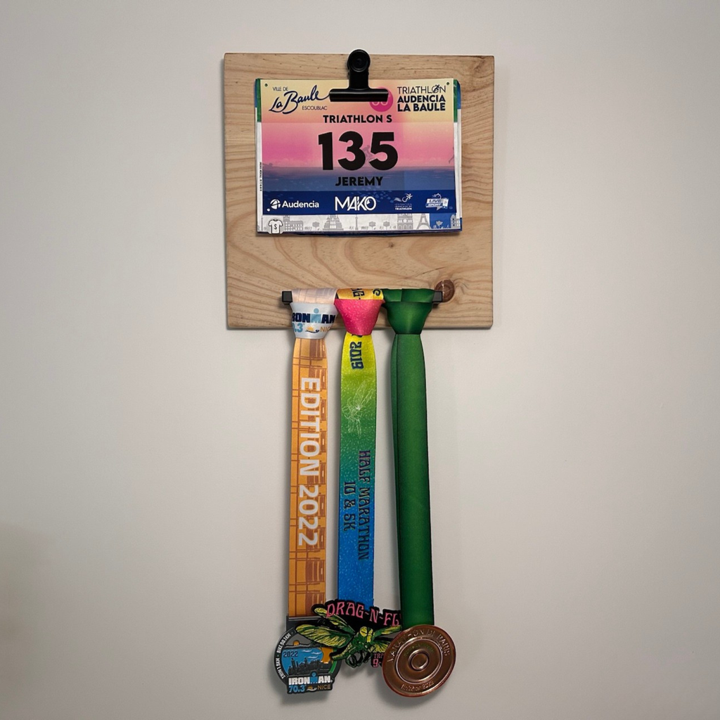 Porte médaille et dossard compact fabriqué en France