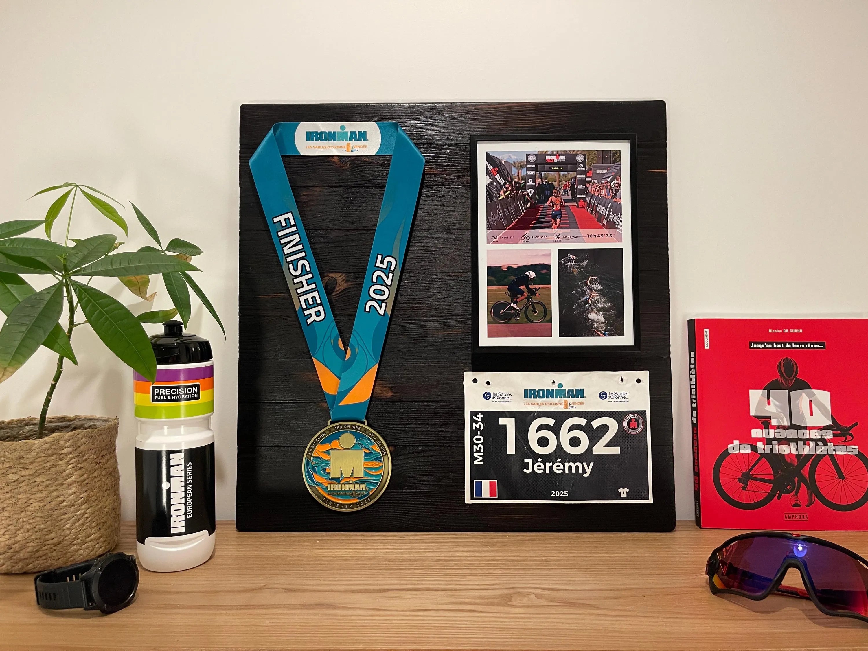 porte médaille iroman triathlon finisher personnalisé artisanal unique cadeau