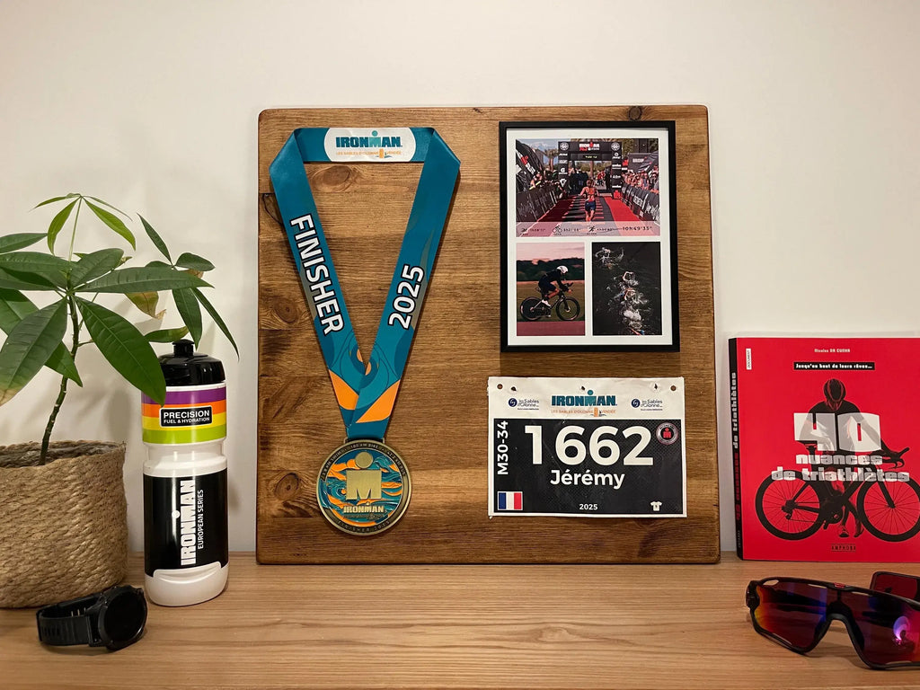 porte medaille ironman personnalise bois